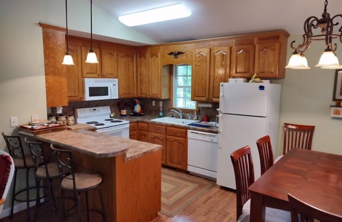 Leasburg Casa | Hyco Lake Get Away