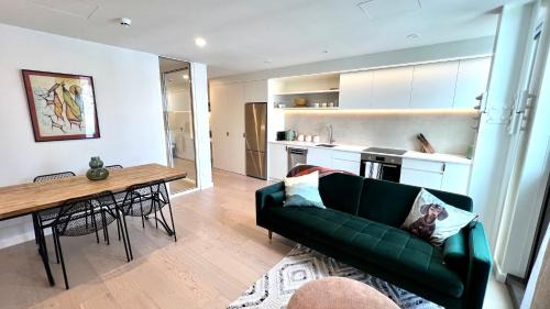 Te Aro Apartamento | Hyde Lane Retreat