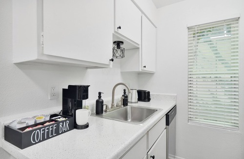 Hyde Park Apartamento | Hyde Park Gem–Modern Studio Near UT & Downtown