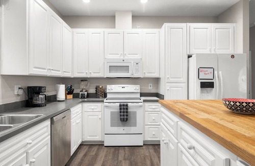 Hyde Park Casa | Hyde Park Tampa 4BR Walk to Hyde Park Village!