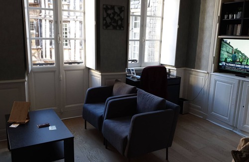 Dinan Apartamento | CENTRO HISTÓRICO HIPER + BALCÓN