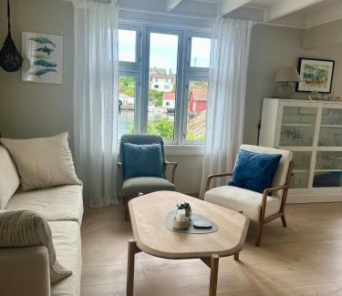 Flekkefjord Casa | Hytte ved sjøen på Andabeløy - Båt kan leies