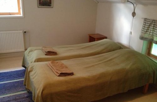 Ahtari Cama Y Desayuno | Hyvölän Talo