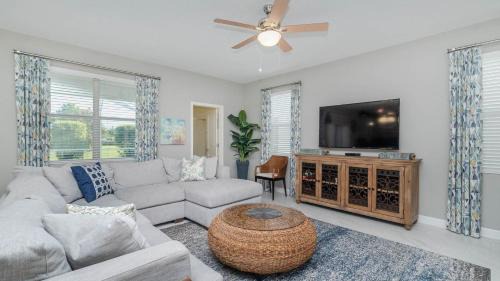 Southampton Casa | HZD9057
