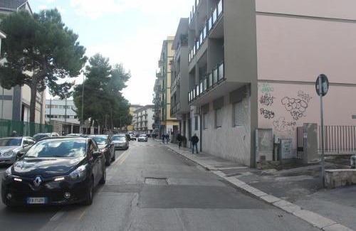 Municipio 2 Cama Y Desayuno | I due Baroni - fronte Campus