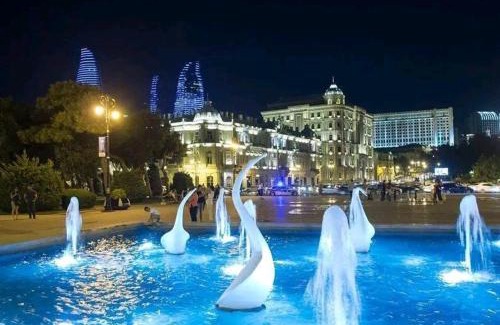 Baku Old Town Apartamento | I See the Sea Nefchilyar Avenue 2 bedroom