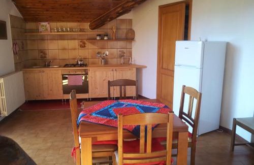 Sant'Omobono Terme Apartamento | I Tre Ciliegi Apartment