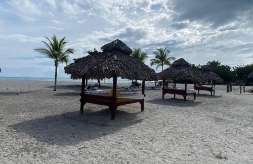 Tumba Vieja Apartamento | I woke up happy at nikki beach!