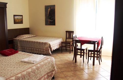 Zona LIII Tomba di Nerone Casa | Ianus Guest House