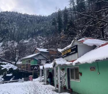 Athmuqam Casa | Ibex Riverside Cottage Neelum Valley