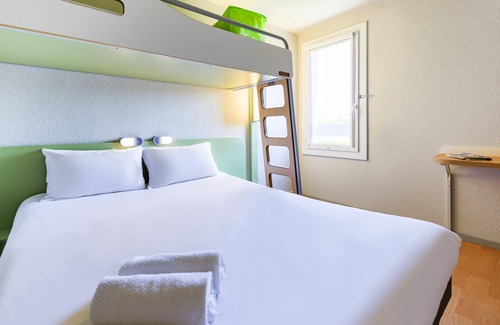 Bollene Hotel | ibis budget Bollène