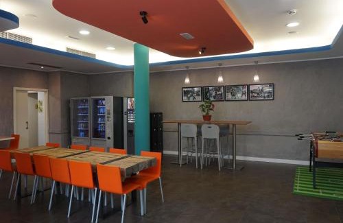 Fontajau Casa | Ibis Budget Girona Costa Brava