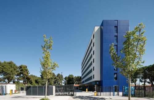Rejas Hotel | ibis budget Madrid Aeropuerto