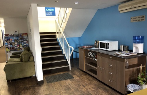 Redcliffe Hotel | Ibis Budget Perth Airport