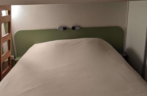 Saint-Omer Hotel | ibis budget Saint-Omer Centre