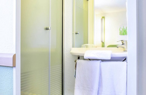Petite-Foret Hotel | ibis budget Valenciennes Petite Forêt