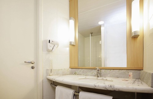 Aguas Belas Hotel | ibis Curitiba Aeroporto
