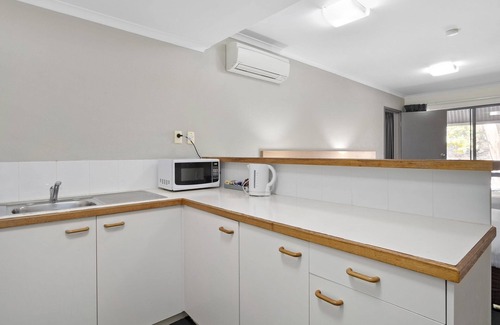 Sutton Complejo | ibis Styles Canberra Eaglehawk