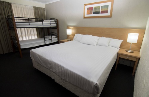 Sutton Complejo | ibis Styles Canberra Eaglehawk