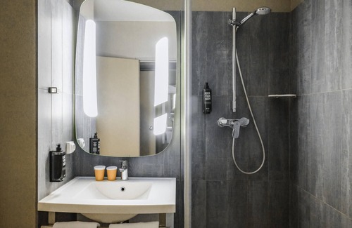Poissy Hotel | ibis Styles Poissy