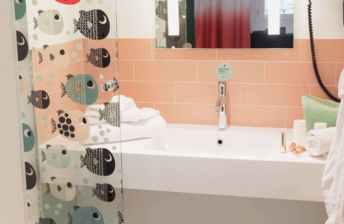 Thonon-les-Bains Hotel | ibis Styles Thonon Les Bains Hotel