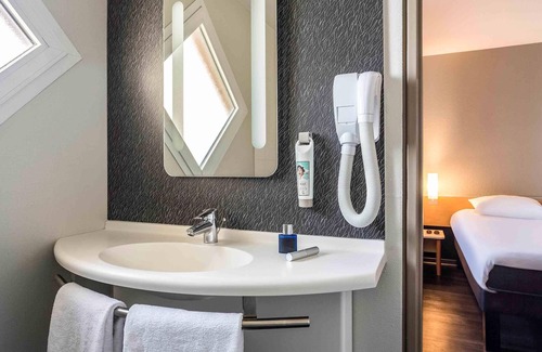 Thonon-les-Bains Hotel | ibis Thonon Centre Hotel