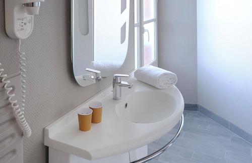 Matabiau Hotel | ibis Toulouse Gare Matabiau