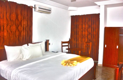 Sekondi-Takoradi Hotel | Ibisa Hotel