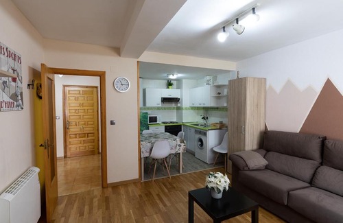 Formigal Apartamento | IBON - sencillo y con wifi BY PIRINEOS360