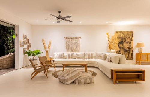 Kemenuh Villa | IBU The Sanctuary by OXO