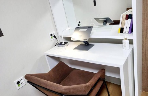 Jungmun Apartamento | ICC 제주 5분, 테라스(흡연가능)가 있는 레지던스, 한라산뷰, 1층 편의점