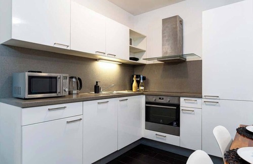 Karlin Apartamento | Ice Queen's Kingdom S