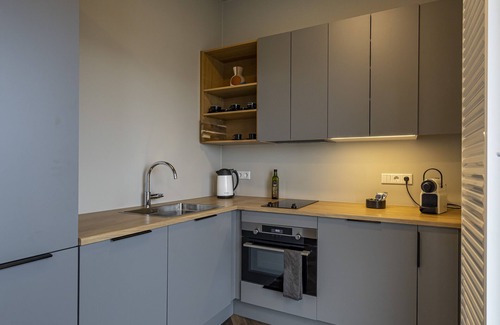 Hliðar Apartamento | ICELAND SJF APARTMENTS - 503 Your Downtown Reykjavík Retreat