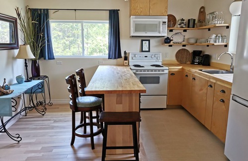 Lunenburg County Cabina | Iconic Cabin on Lighthouse Route