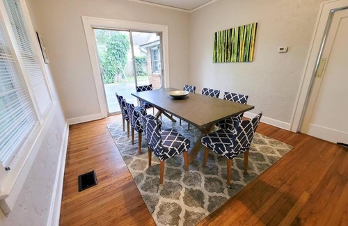 University Heights Casa | Iconic Gainesville Home - Sleeps 12 - 4 BR- Tom Petty's Old House