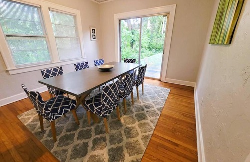 University Heights Casa | Iconic Gainesville Home - Sleeps 12 - 4 BR- Tom Petty's Old House