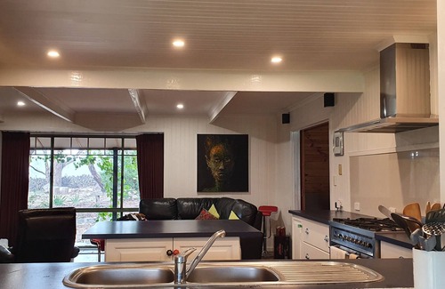 Newham Casa | Iconic location