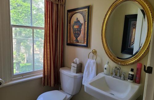 Downtown Halifax Casa | Iconic Luxurious Downtown Building History Galore
