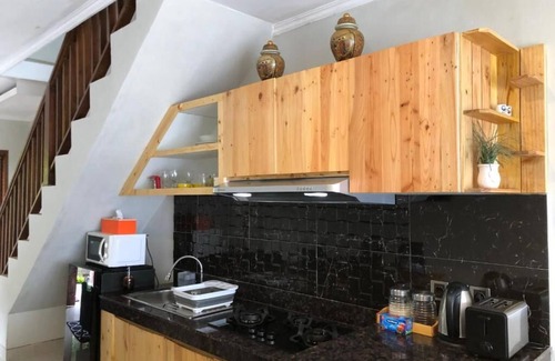 Bedugul Cabina | BUYAN LODGE 3-bedroom lodge in marvelous Lake Buyan