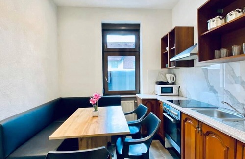 Grinzing Apartamento | Ideal 3BR for 6 15 Min to Stammersdorf