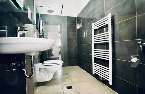 Grinzing Apartamento | Ideal 3BR for 6 15 Min to Stammersdorf