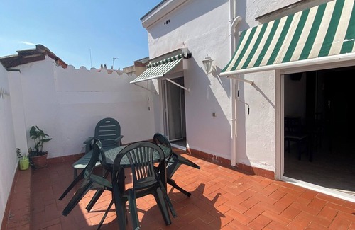 Canet de Mar Apartamento | APARTAMENTO IDEAL PARA 2 CON TERRAZA