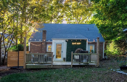 Winston - Salem Casa | Ideal Ardmore Location;Game Room;Hot Tub;BoHo Chic