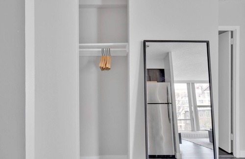 Edgewater Beach Apartamento | Ideal Edgewater 1BR w/ Gym, Deck & Lounge, 5 blocks to L, by Blueground