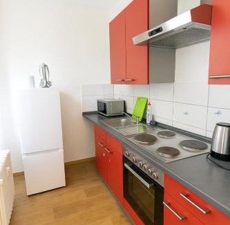 Halle Apartamento | Ideal für Monteure 3 Zimmer Apartment mit Küche, Waschmaschine, Bad, WiFi, Flat TV usw