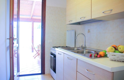 Torre Saracena Villa | ideal para una familia de unas vacaciones relajantes con jardín de la esquina