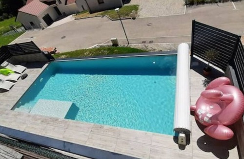 Colombe Casa | Ideal for family BB, pool, lake, mountain views