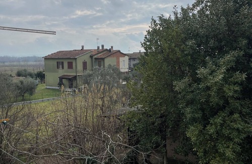 Tuoro sul Trasimeno Casa | Ideal for a family, 2 minutes by car from Lake Trasimeno.