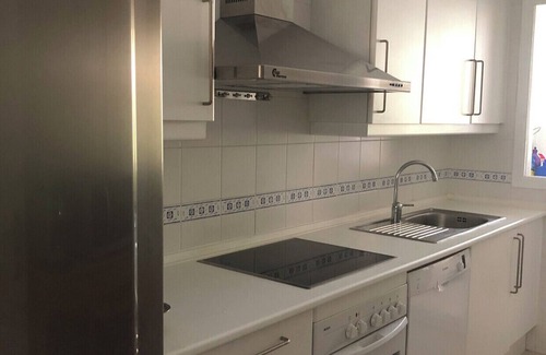 Benahavis Apartamento | Ideal para golfistas y buscadores de relajación.