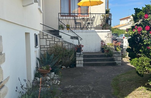 Saint-Georges-de-Didonne Casa | Ideal house for 4 people (7min walk to the beach)